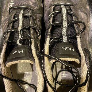 HUK MEN'S FISHING SHOES